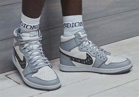 jordan 1 dior style|Dior jordan 1 release date.